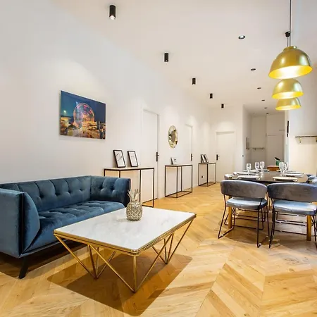 My - Champs Elysees Apartment Paris