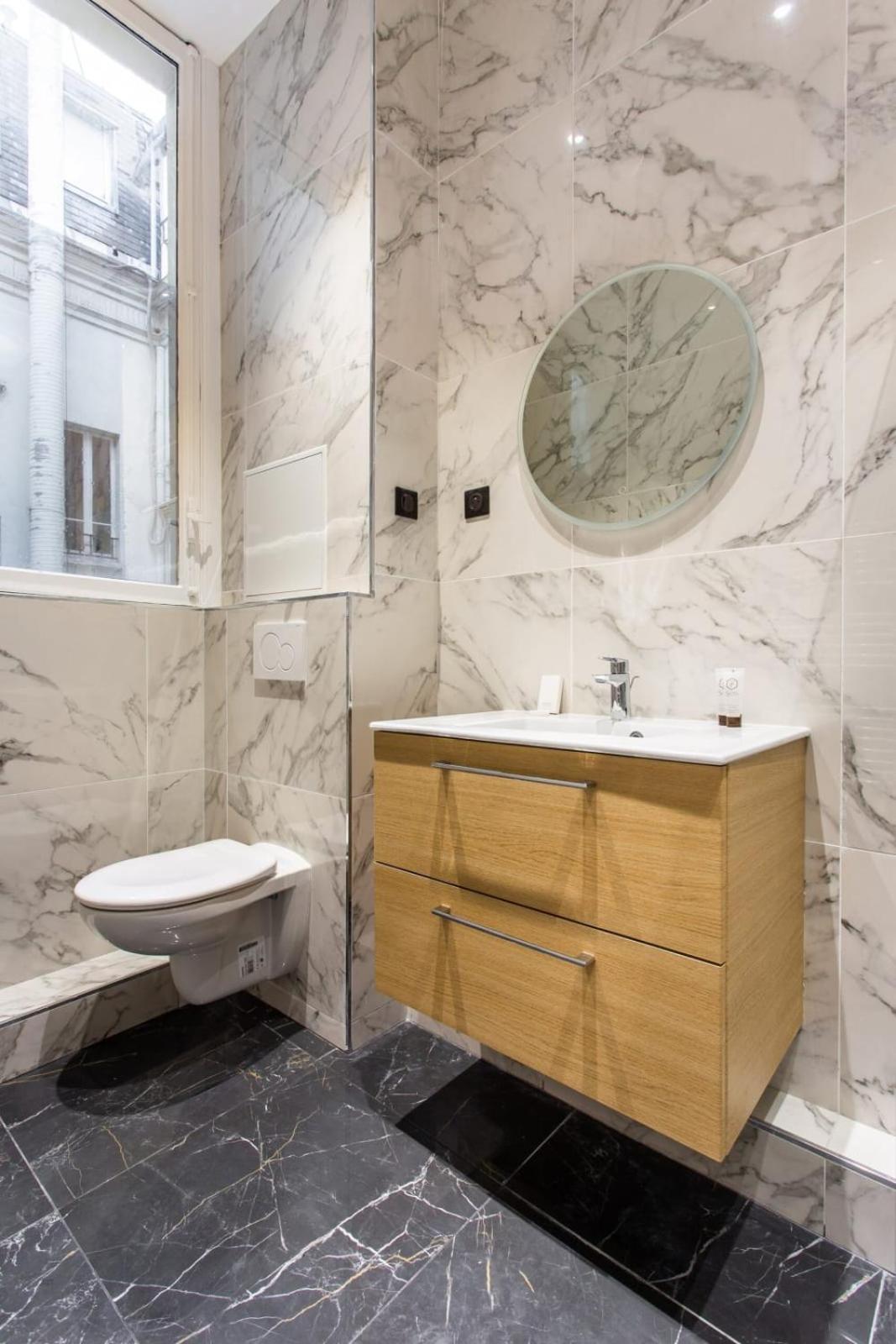 My - Champs Elysées