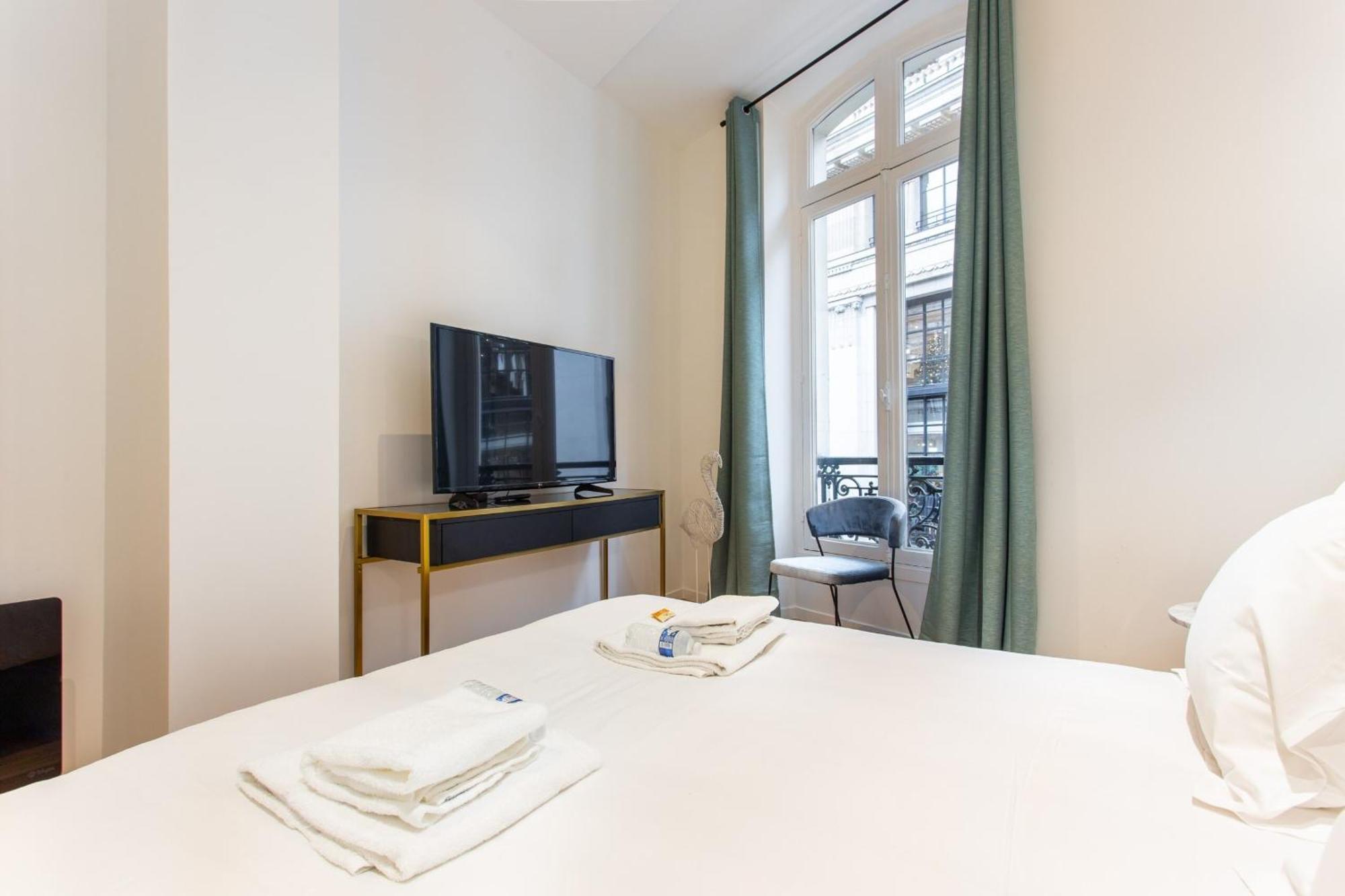 Appartamento My - Champs Elysées Parigi